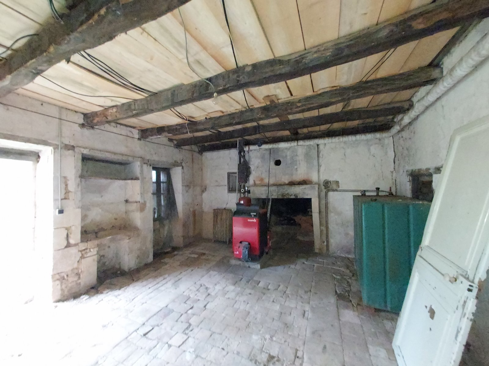 La Saveur de Firone - Cuisine & Salle à manger - Photo Avant Travaux 1 - Sandra Leclerc